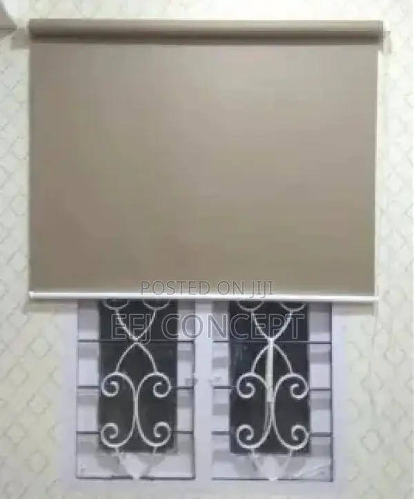 Day And Night Window Blind - Lovely Plain Beige Design