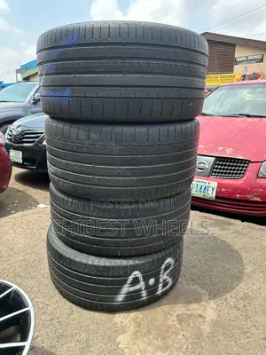 315/40 R 21 And 275/45 R 21 Front And Back Tire Mercedes Benz Gle450