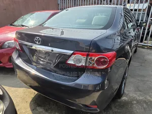Toyota Corolla 2013 Gray