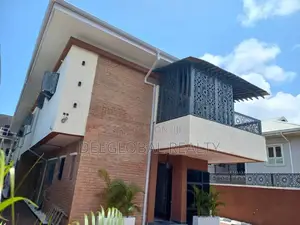 5bdrm Duplex in Lekki Phase 1 for sale