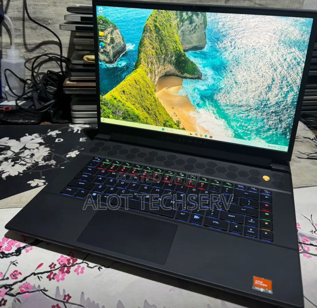 Laptop Dell Alienware M16 R1 32GB AMD Ryzen 9 SSD 1T - Alot Techserv ...