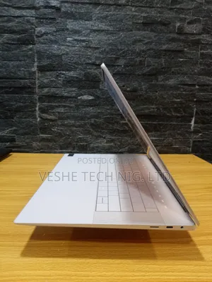 Laptop Dell XPS 16 9640 32GB Intel Core Ultra 7 SSD 1T