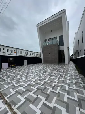 4bdrm Mansion in Orchid, Chevron for sale