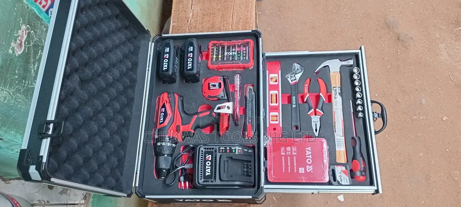 Yato Cordless Drill Set