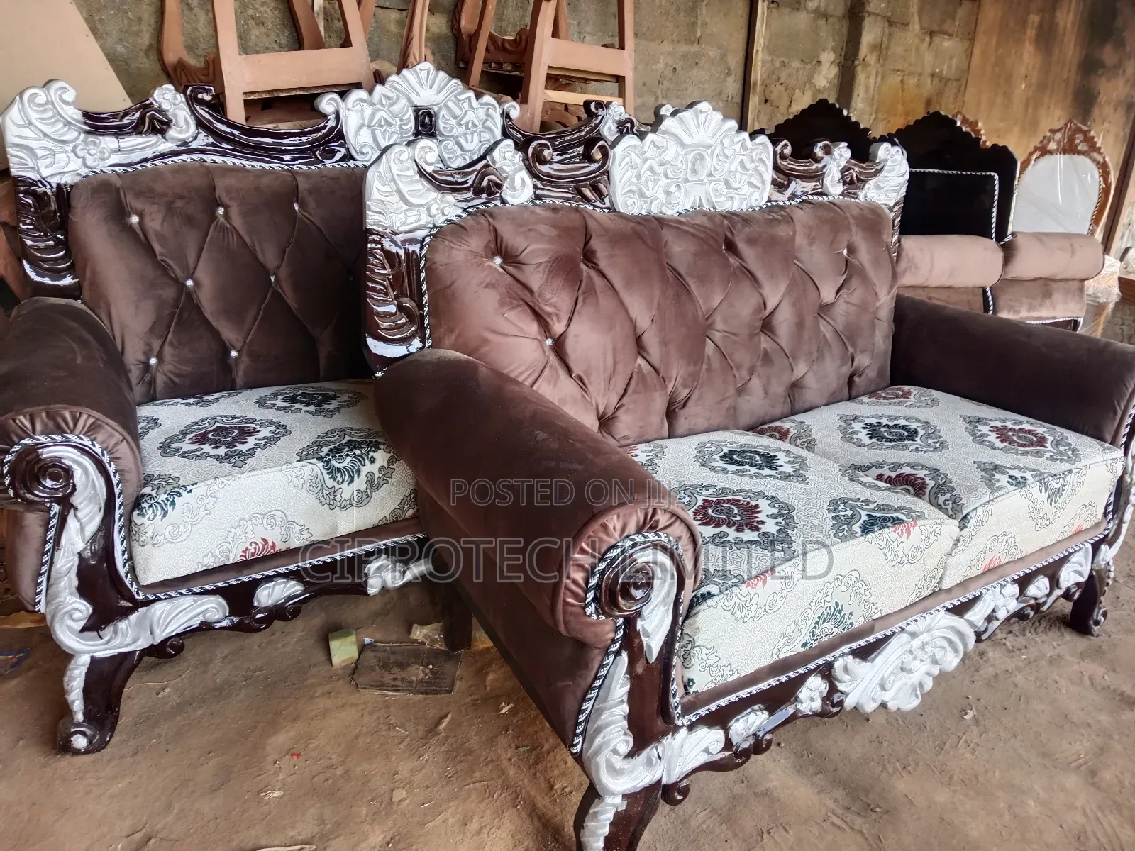 Royal Chair