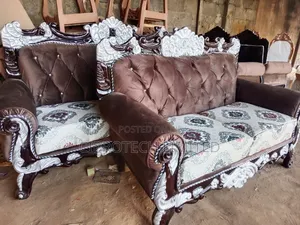 Royal Chair