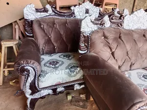 Royal Chair