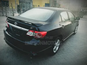 Toyota Corolla S 4dr Sedan (1.8L 4cyl 4A) 2012 Black