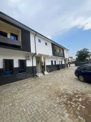 3bdrm Townhouse/Terrace in Gaduwa for sale