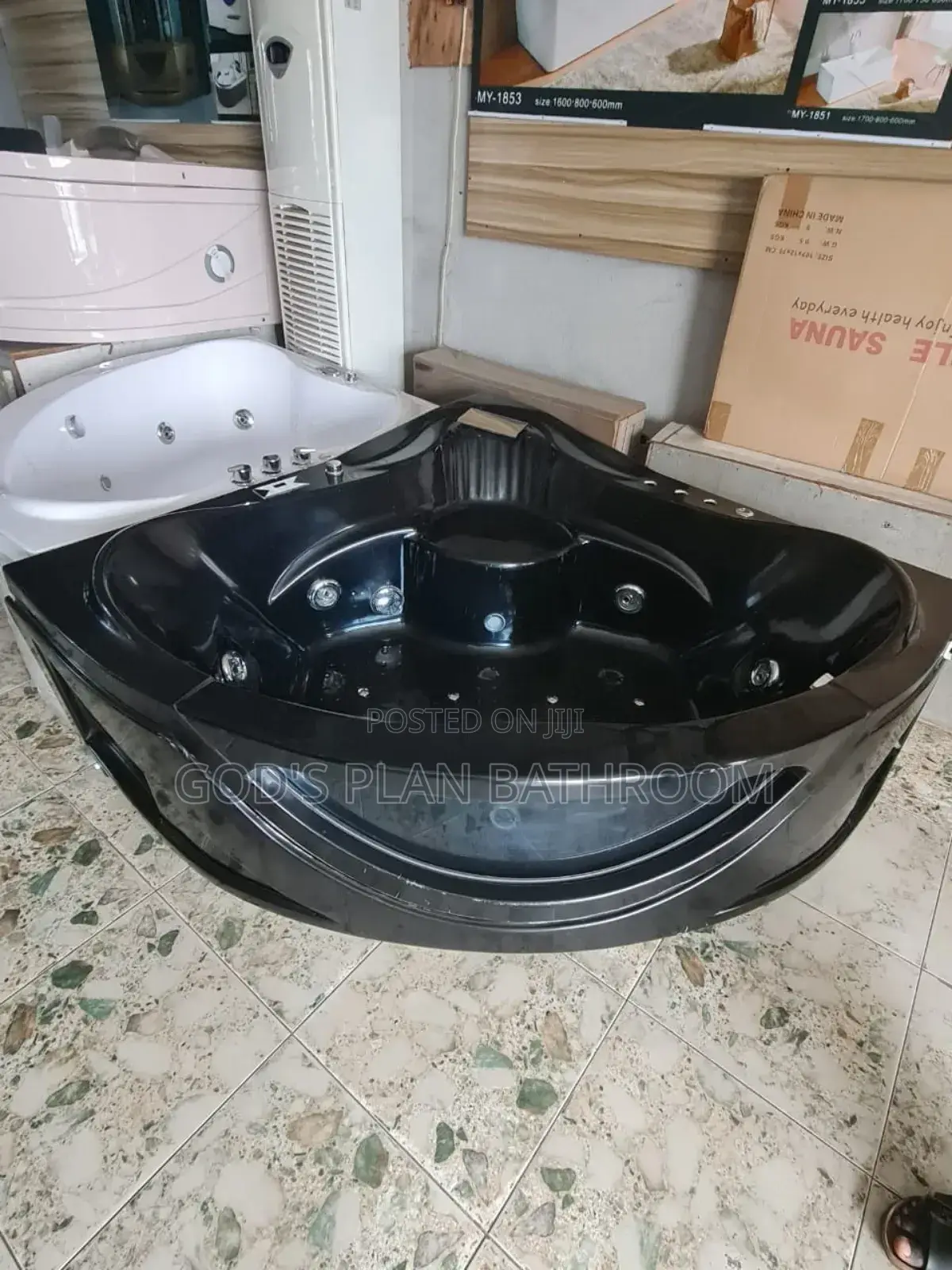 Executive Black Corner Jacuzzi