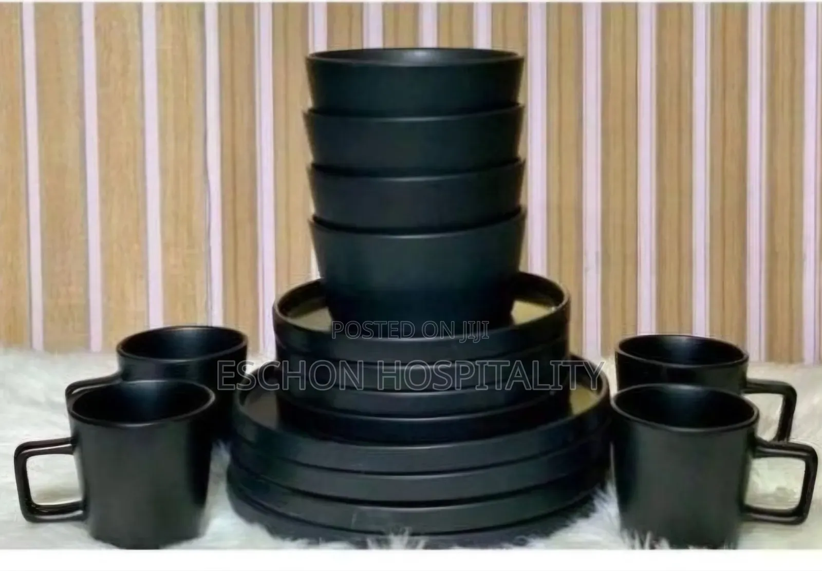 16-Piece Stoneware Dinner Set in Black.