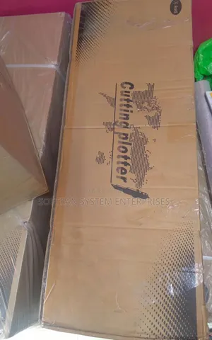 Cutting Plotter 720 Machine