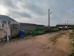 540sqm Fenced Land for Sale Off Adetokun Road, Ologuneru, Ibadan