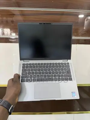 Laptop Dell Latitude 13 7350 16GB Intel Core I7 SSD 512GB