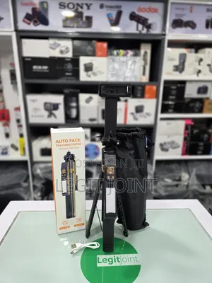 Auto Face Tracking Tripod