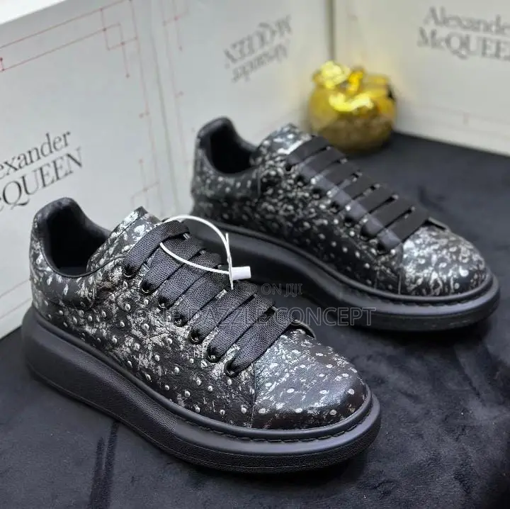 Alexander Mcqueen