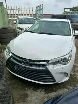 Toyota Camry 2015 White