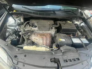 Toyota Camry 2016 Silver