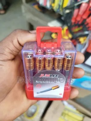 Magnetic Screw Bit.