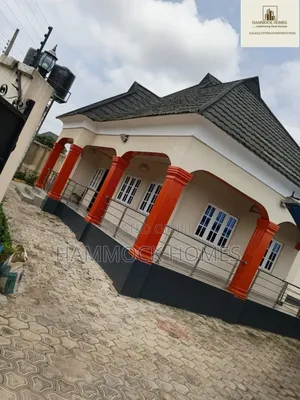 4bdrm Bungalow in Akingbile Estate, Moniya for sale