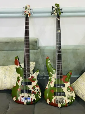 Ibanez Sr 305 Bass Guitar