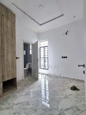 4bdrm Duplex in Ikota for sale