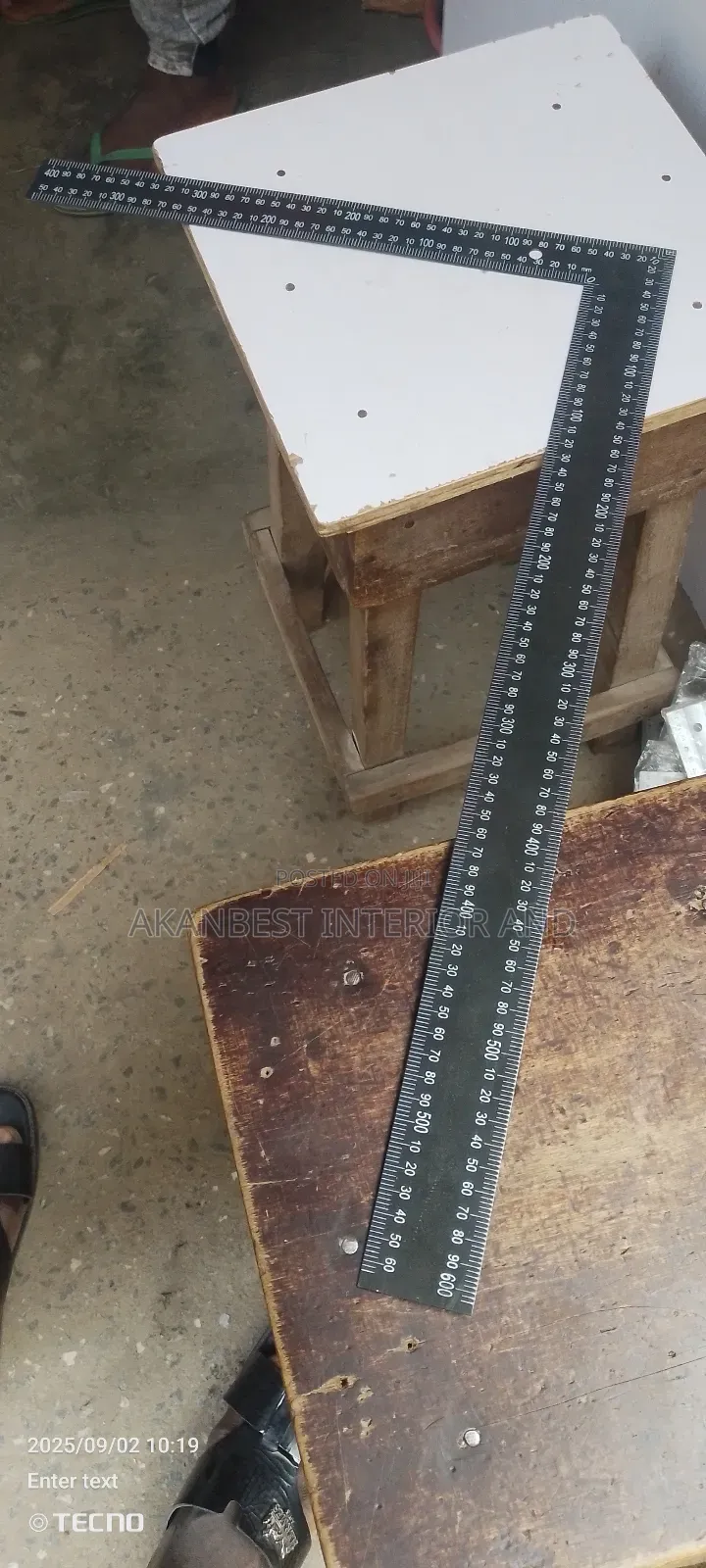 Builder Iron Square Black