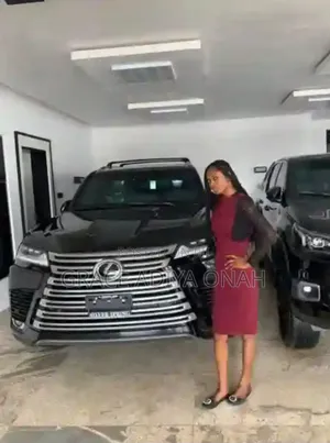 Usher, Supervisor Lady G