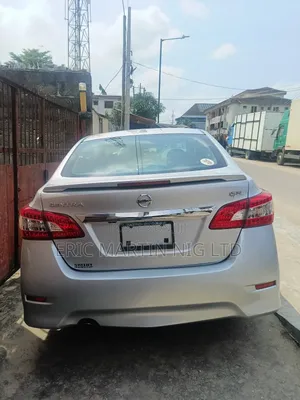 Nissan Sentra 2017 Silver