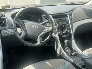 Hyundai Sonata 2013 Black