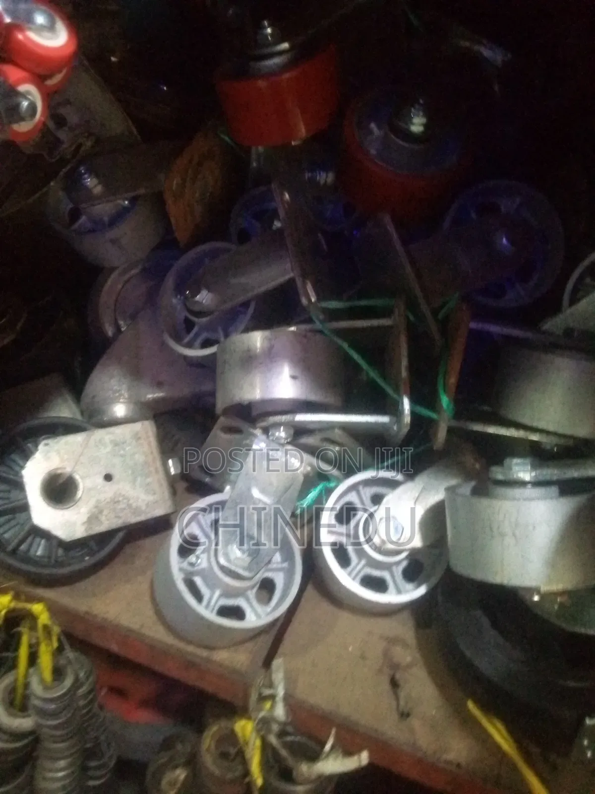 Rolling Gate Tire