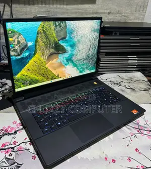 Laptop Dell Alienware M16 R1 32GB AMD Ryzen 9 SSD 1T