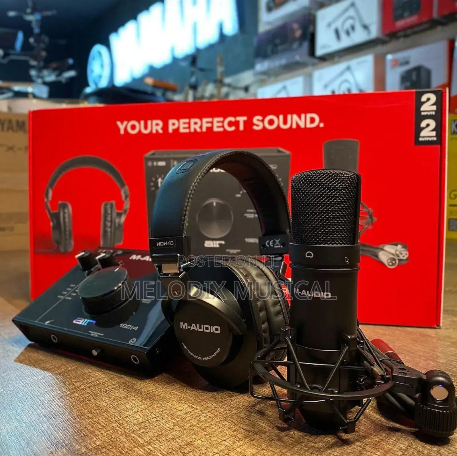 M-Audio Air 192|4 Studio Bundle