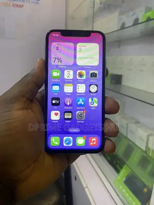 Apple iPhone X 64 GB White