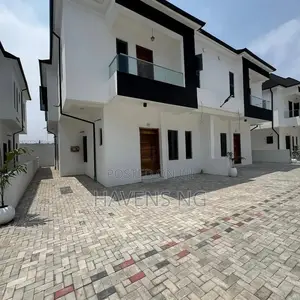 4bdrm Duplex in Ikota for sale