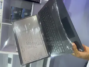Laptop Dell Latitude 3520 8GB Intel Core I5 SSD 500GB