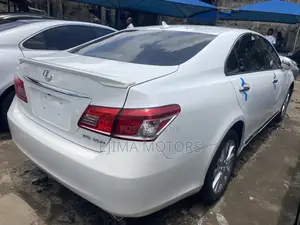 Lexus ES 350 2011 White