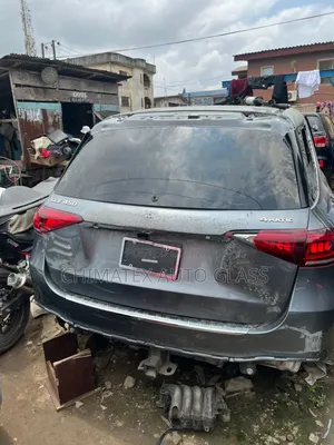 Gle450 2020 Back Windscreen Glass Available
