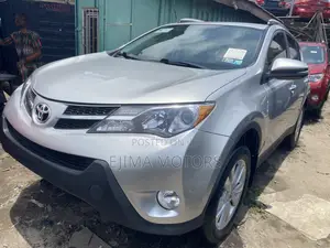 Toyota RAV4 2014 Silver