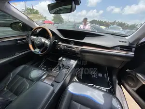 Lexus ES 2015 Black