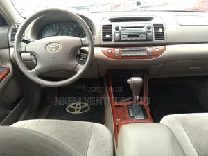 Toyota Camry XLE 4dr Sedan (2.4L 4cyl 4A) 2003 Burgundy