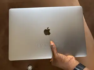 Laptop Apple MacBook Pro 2019 16GB Intel Core I7 SSD 500GB