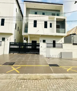 4bdrm Duplex in Amuwo-Odofin for sale