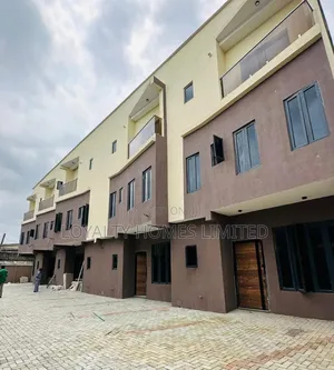 4bdrm Duplex in Gbagada for sale