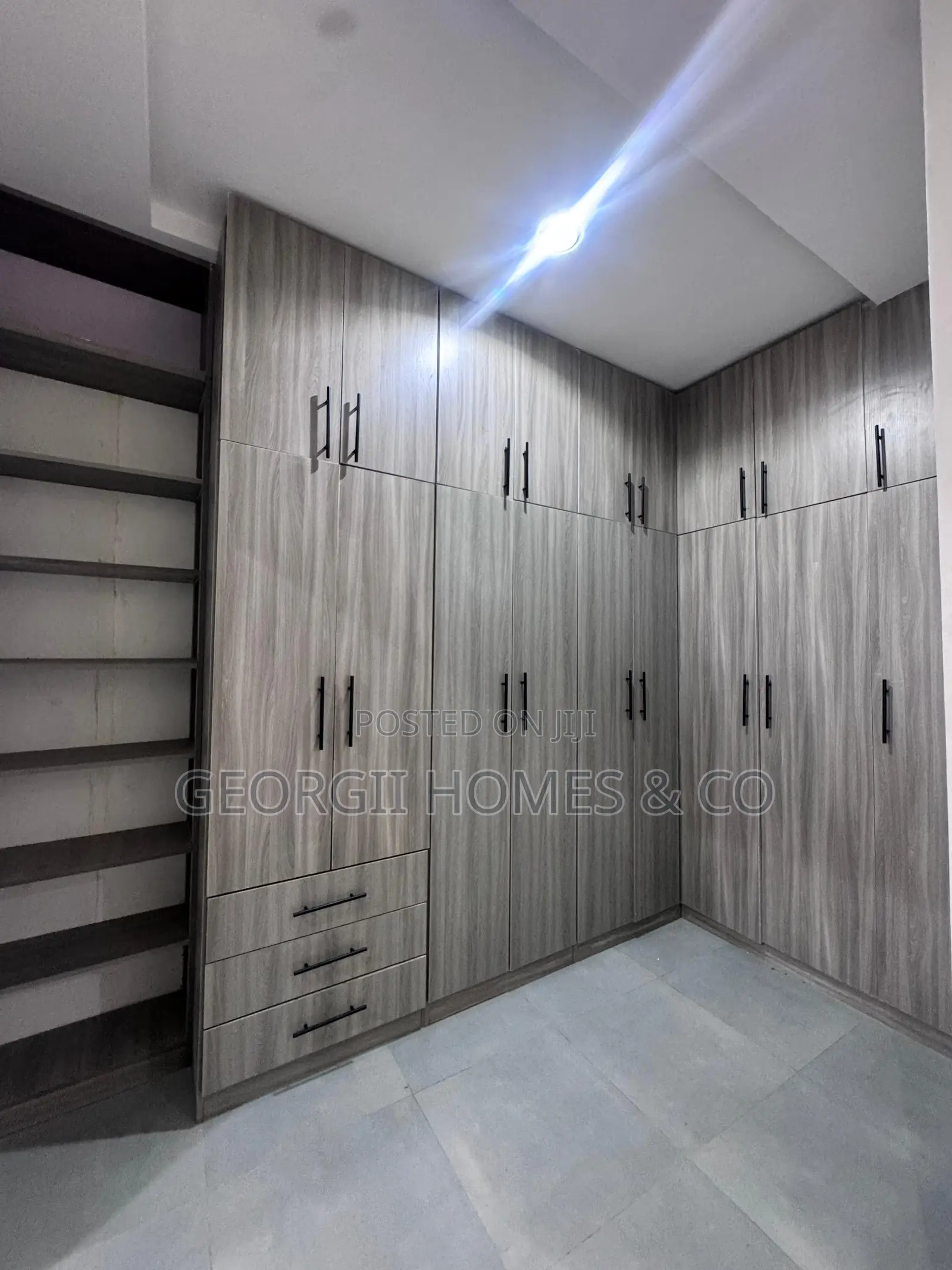 4bdrm Townhouse/Terrace in Jahi for sale
