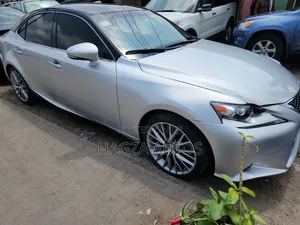Lexus IS 300 AWD 2017 Silver