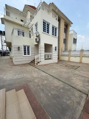 6bdrm Duplex in Wuye Abuja for rent