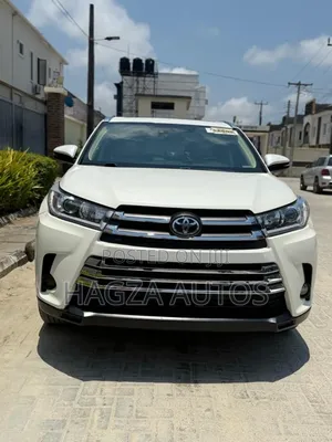Toyota Highlander Limited 4dr SUV AWD (3.5L 6cyl 6A) 2015 White