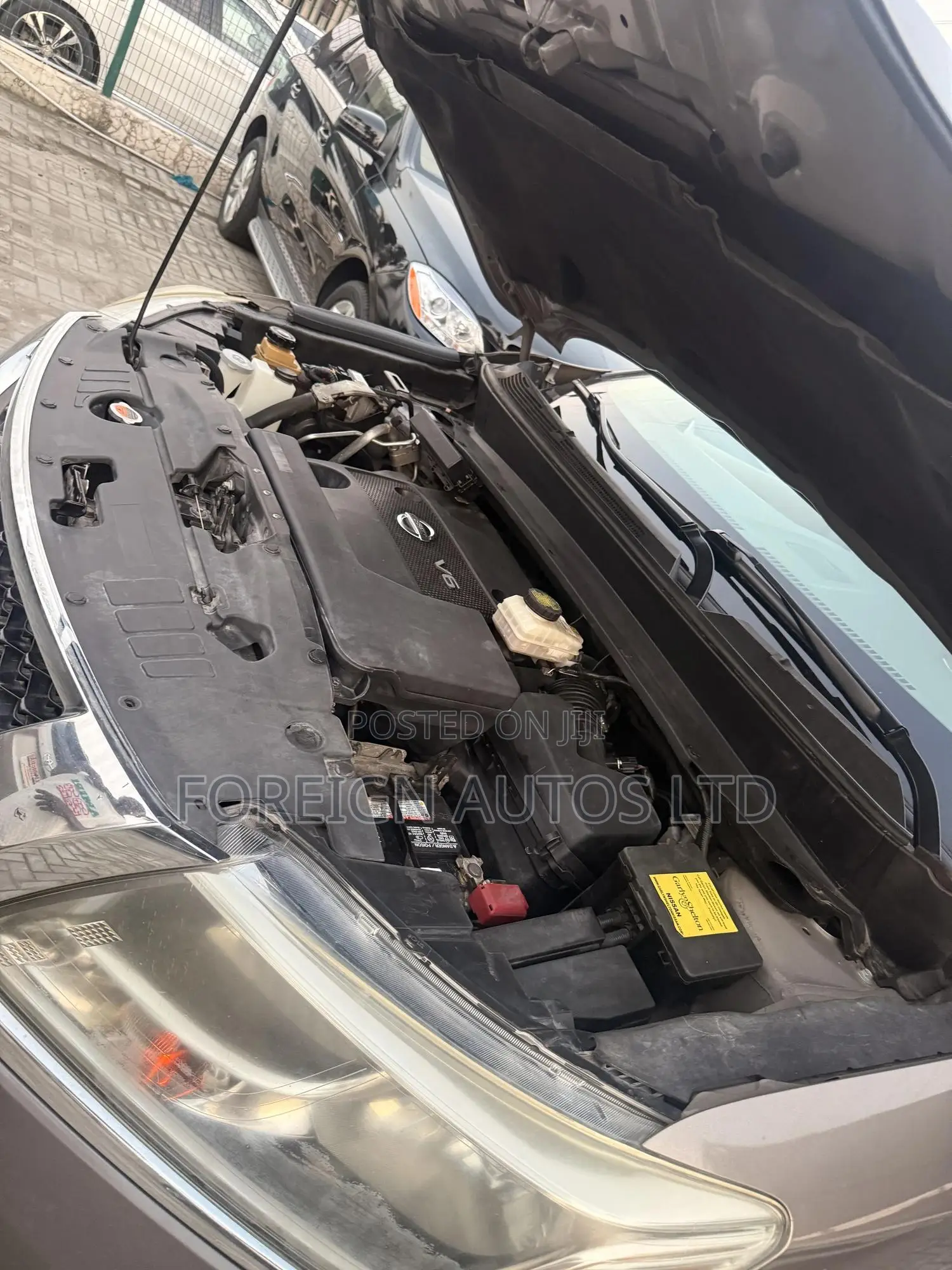 Nissan Pathfinder 2014 Brown