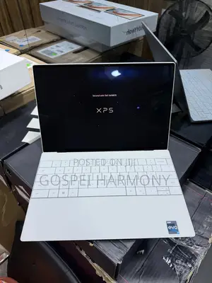Laptop Dell XPS 13 9320 16GB Intel Core Ultra 7 SSD 512GB